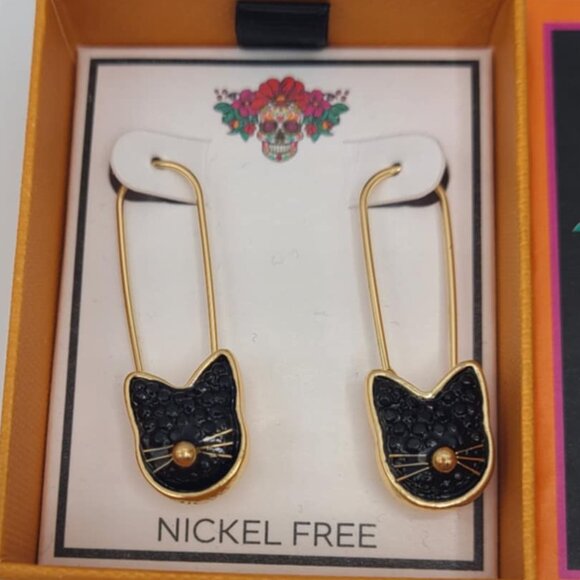 Bella Jack Black Crystal Cat Safely Pin Earrings NWT!  NEW!  HALLOWEEN - Picture 1 of 7